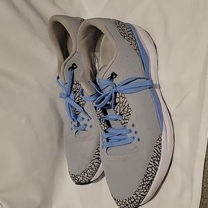 UNC Flight speed shoes